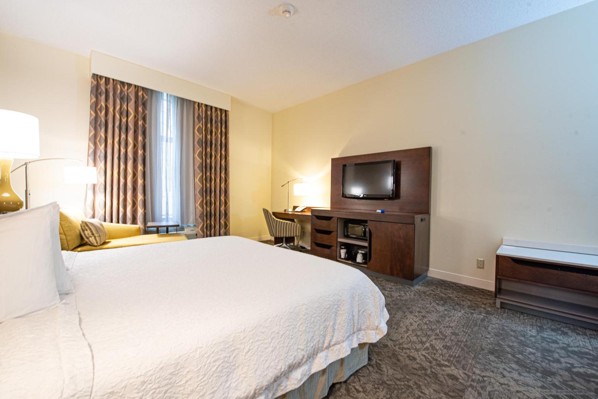 Hampton Inn & Suites By Hilton - Rockville Centre Εξωτερικό φωτογραφία