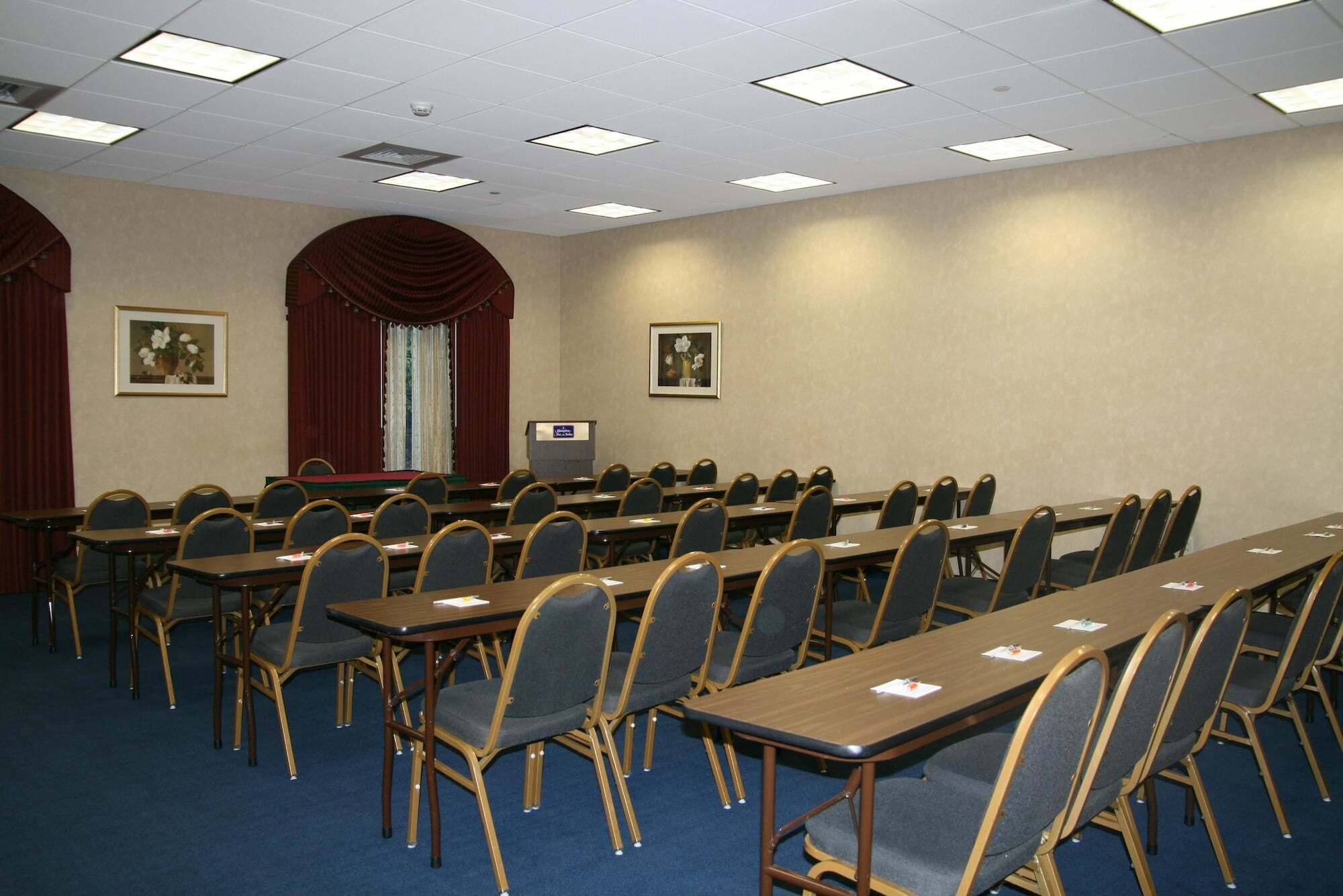 Hampton Inn & Suites By Hilton - Rockville Centre Εξωτερικό φωτογραφία