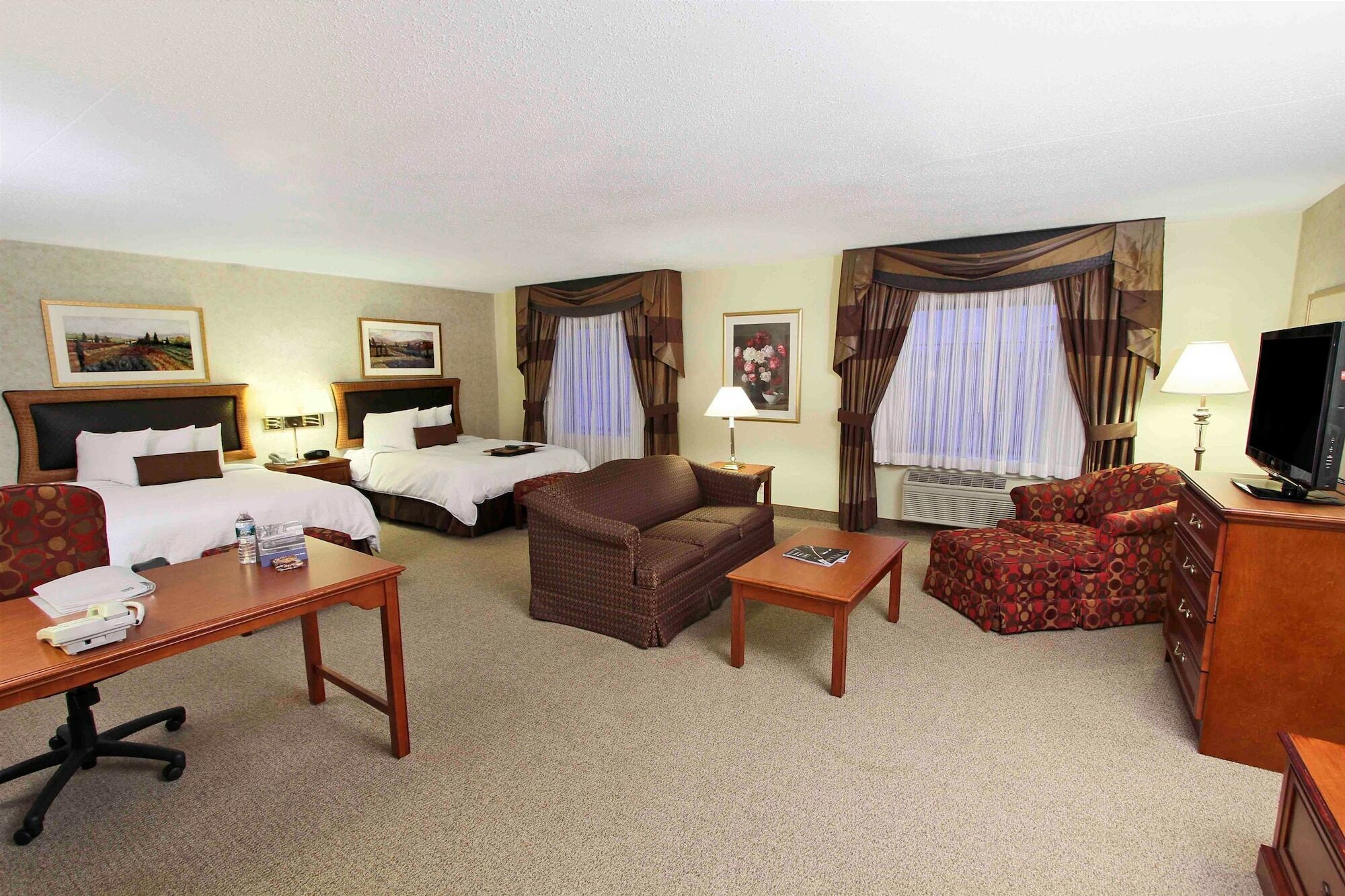 Hampton Inn & Suites By Hilton - Rockville Centre Δωμάτιο φωτογραφία